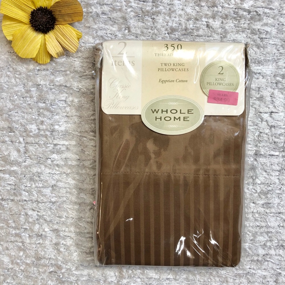 New with tags 2 KING EGYPTIAN COTTON PILLOWCASES